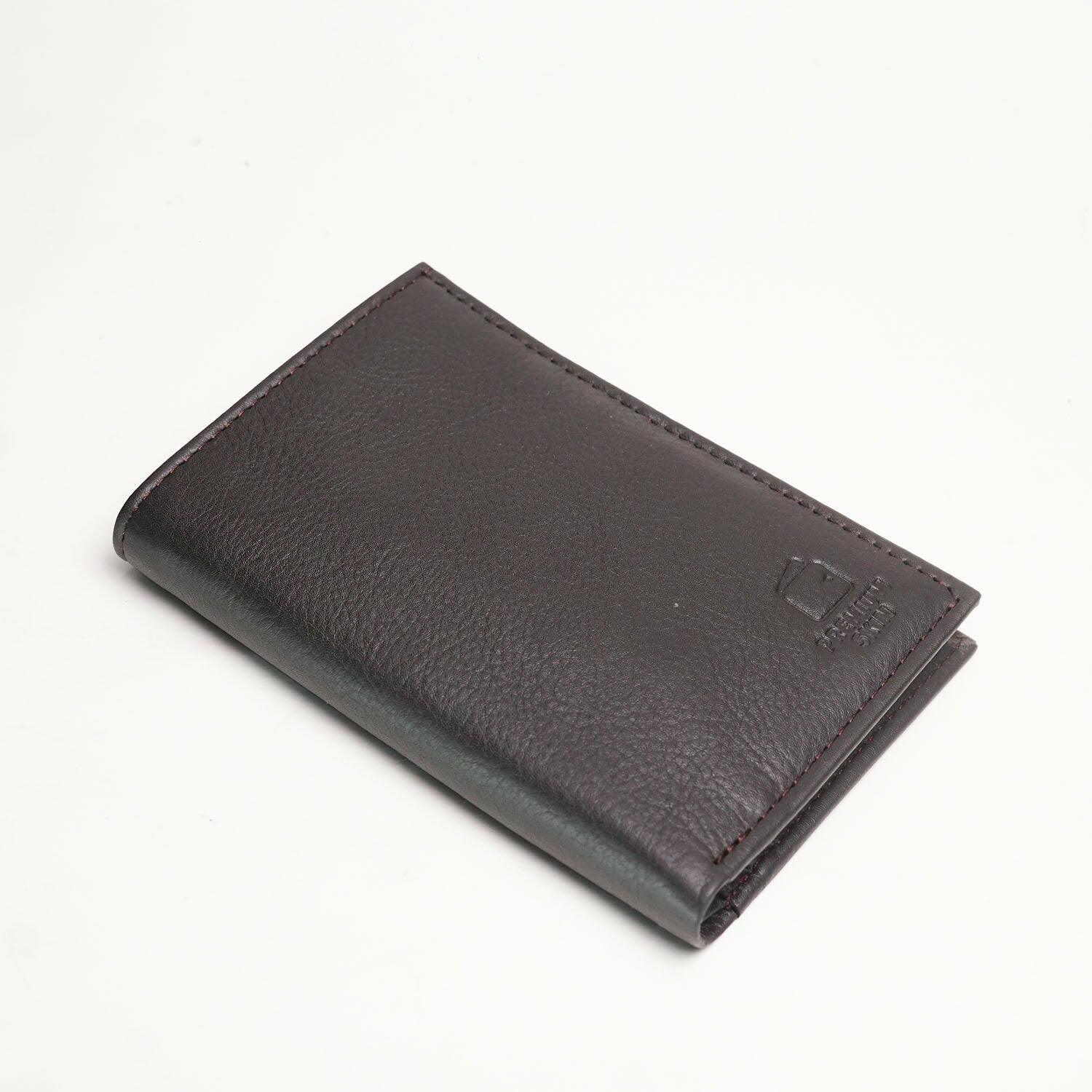 CompactClassic Leather Wallet - The Premium Skinmens wallet