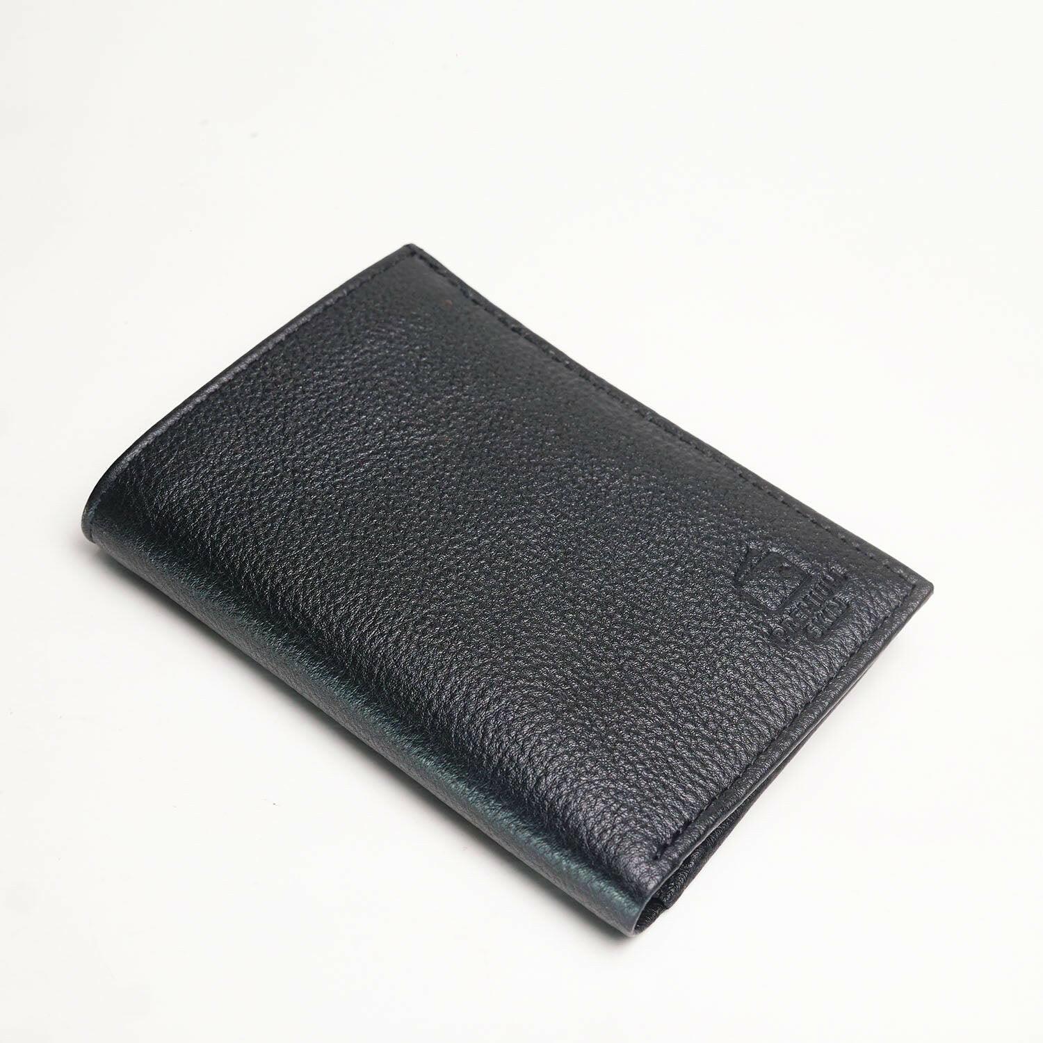 CompactClassic Leather Wallet - The Premium Skinmens wallet